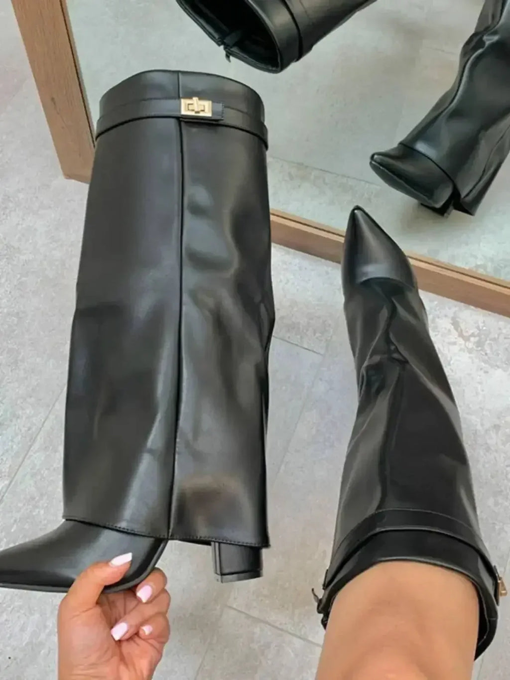 Pointed Metal Buckle Knee-High Boots – Sleek, Stylish, Statement-Making
