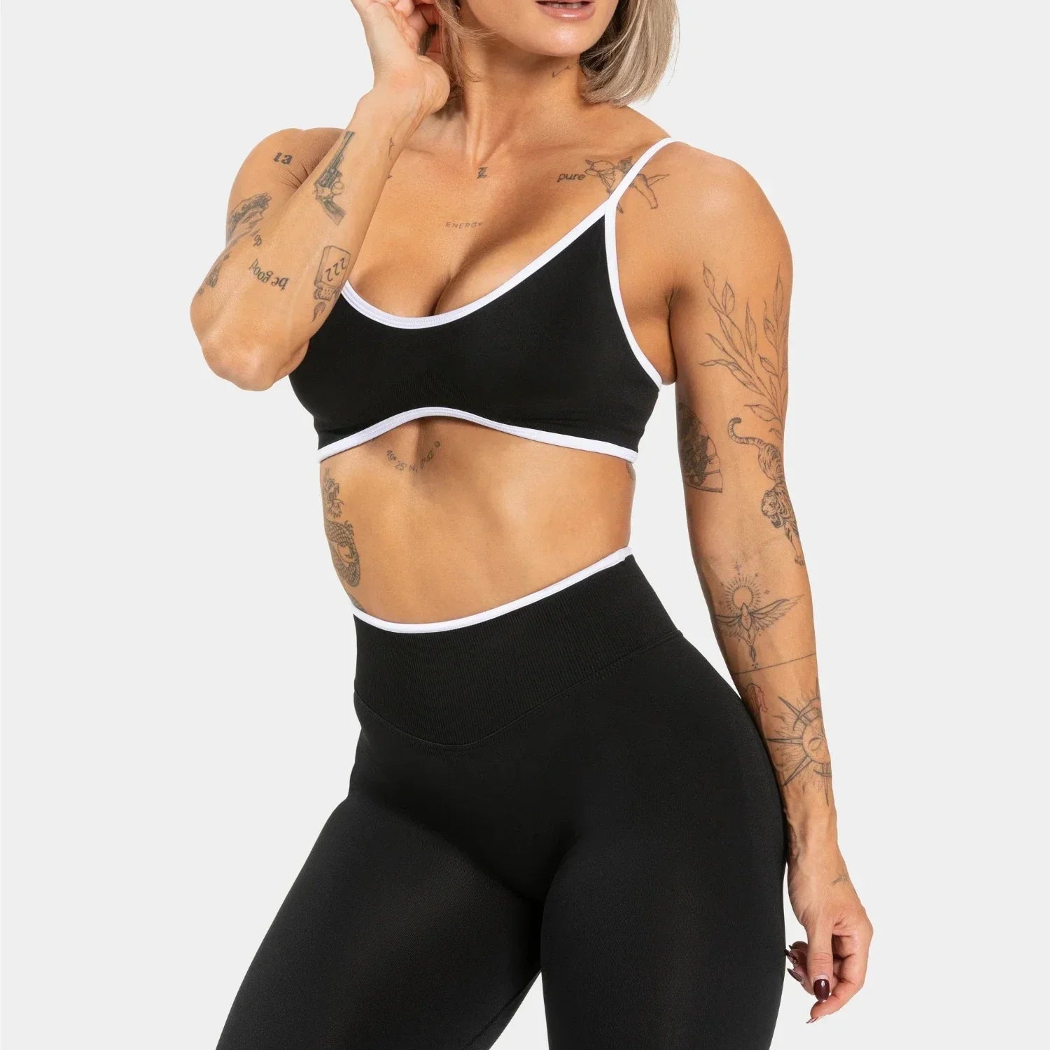 Women’s Solid Color Sports Bra – Backless Knit Yoga & Fitness Top with Padding