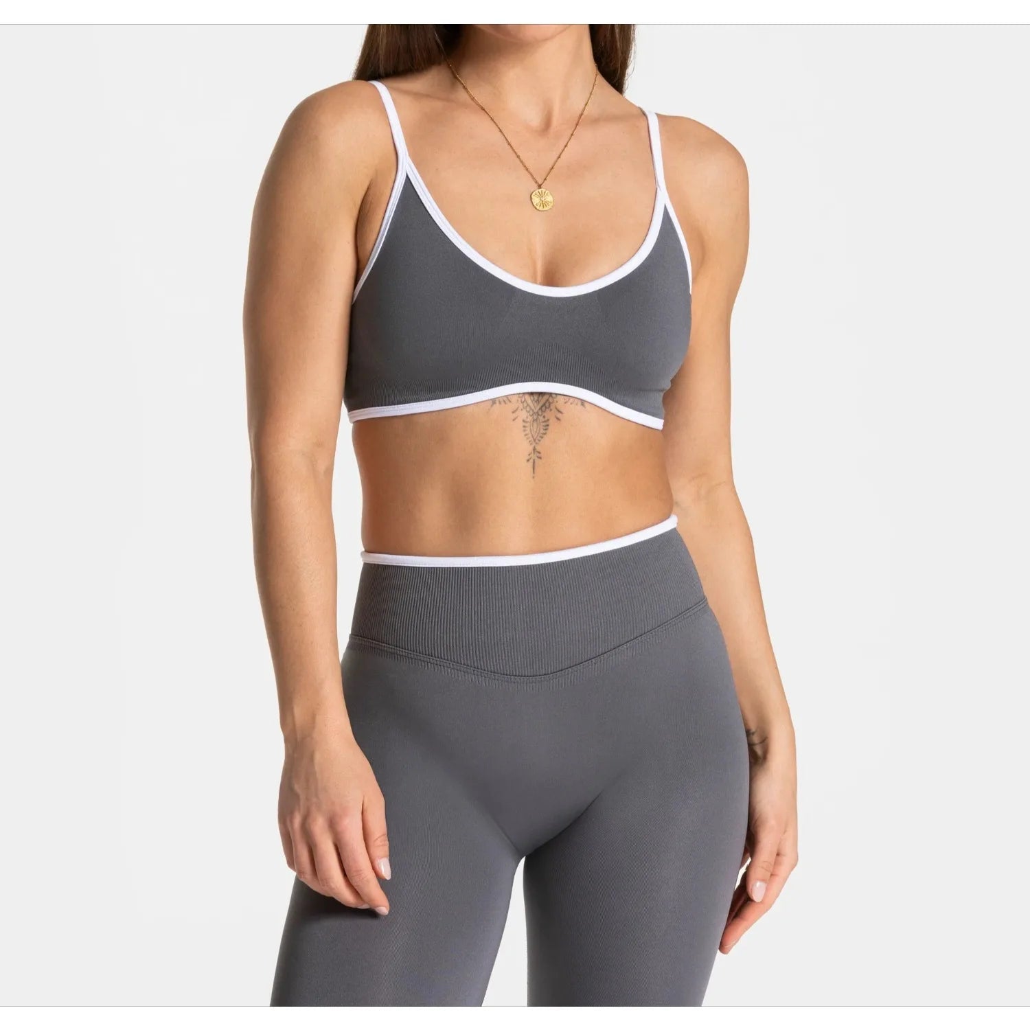 Women’s Solid Color Sports Bra – Backless Knit Yoga & Fitness Top with Padding