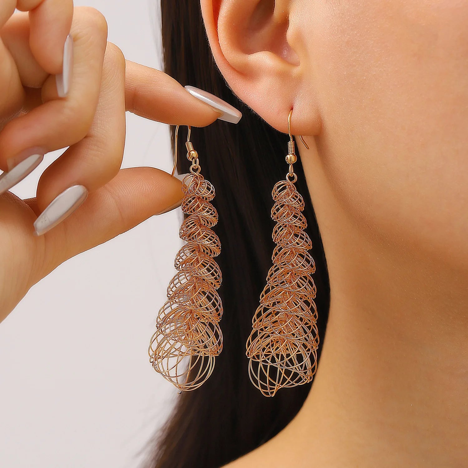 Exaggerated Gold Heart & Oval Drop Earrings – Bold Metal Statement for Women