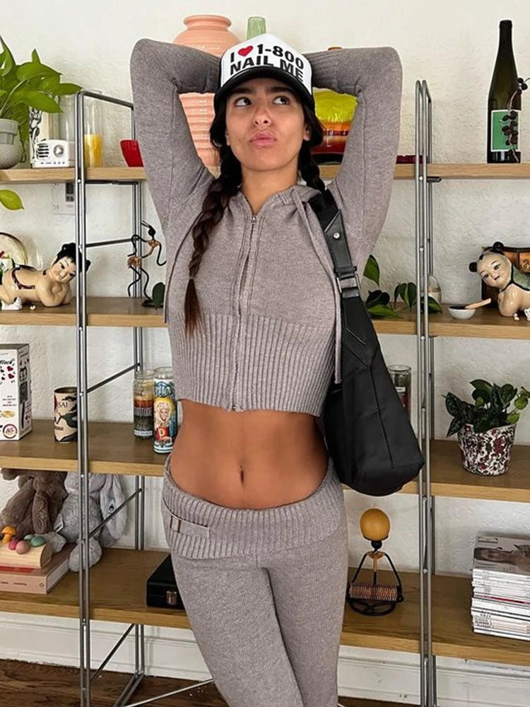 Tossy Knit 2-Piece Women’s Tracksuit – Crop Hoodie & Trousers Set
