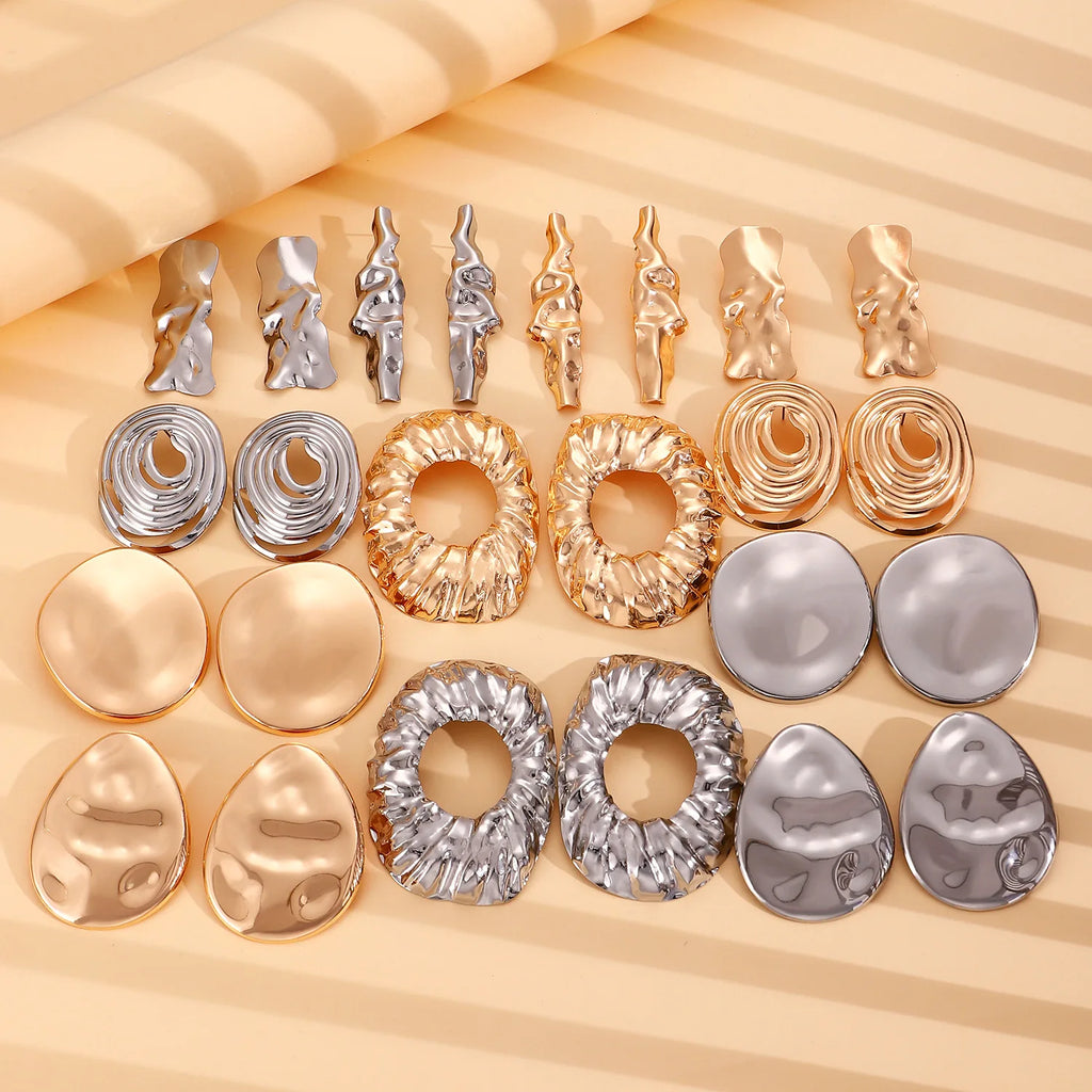 Exaggerated Gold Heart & Oval Drop Earrings – Bold Metal Statement for Women